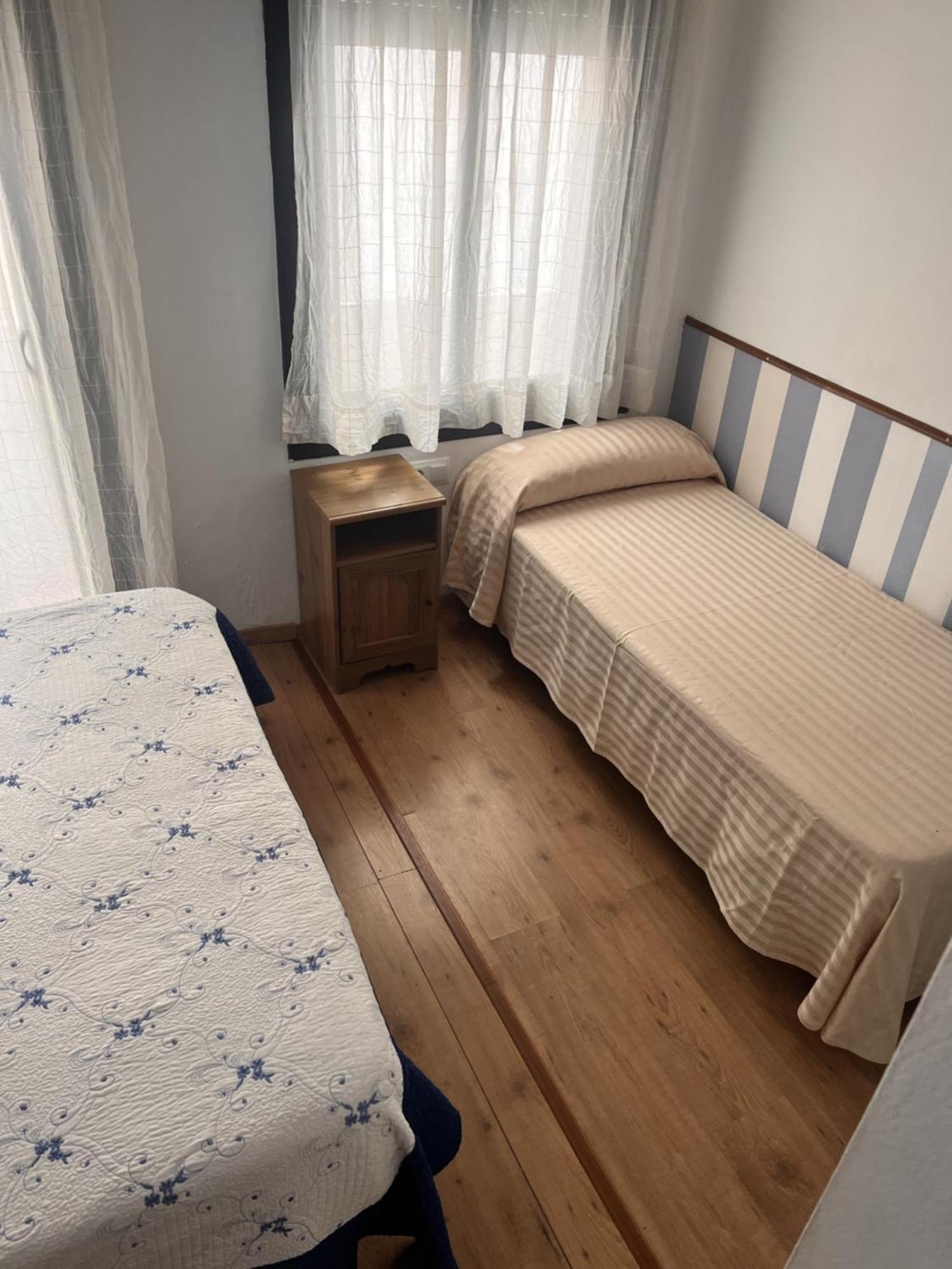 La Lluna Guest house