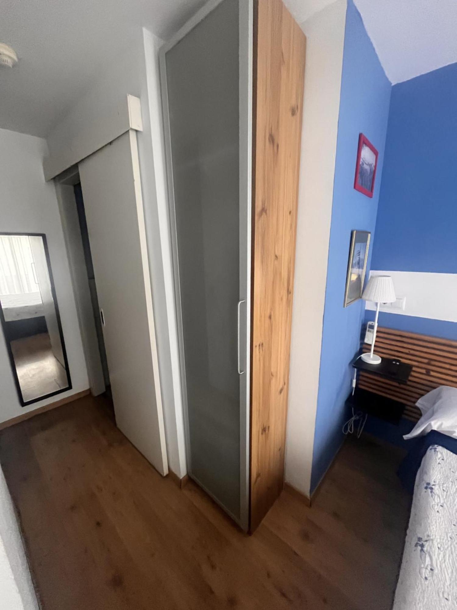 La Lluna Guest house
