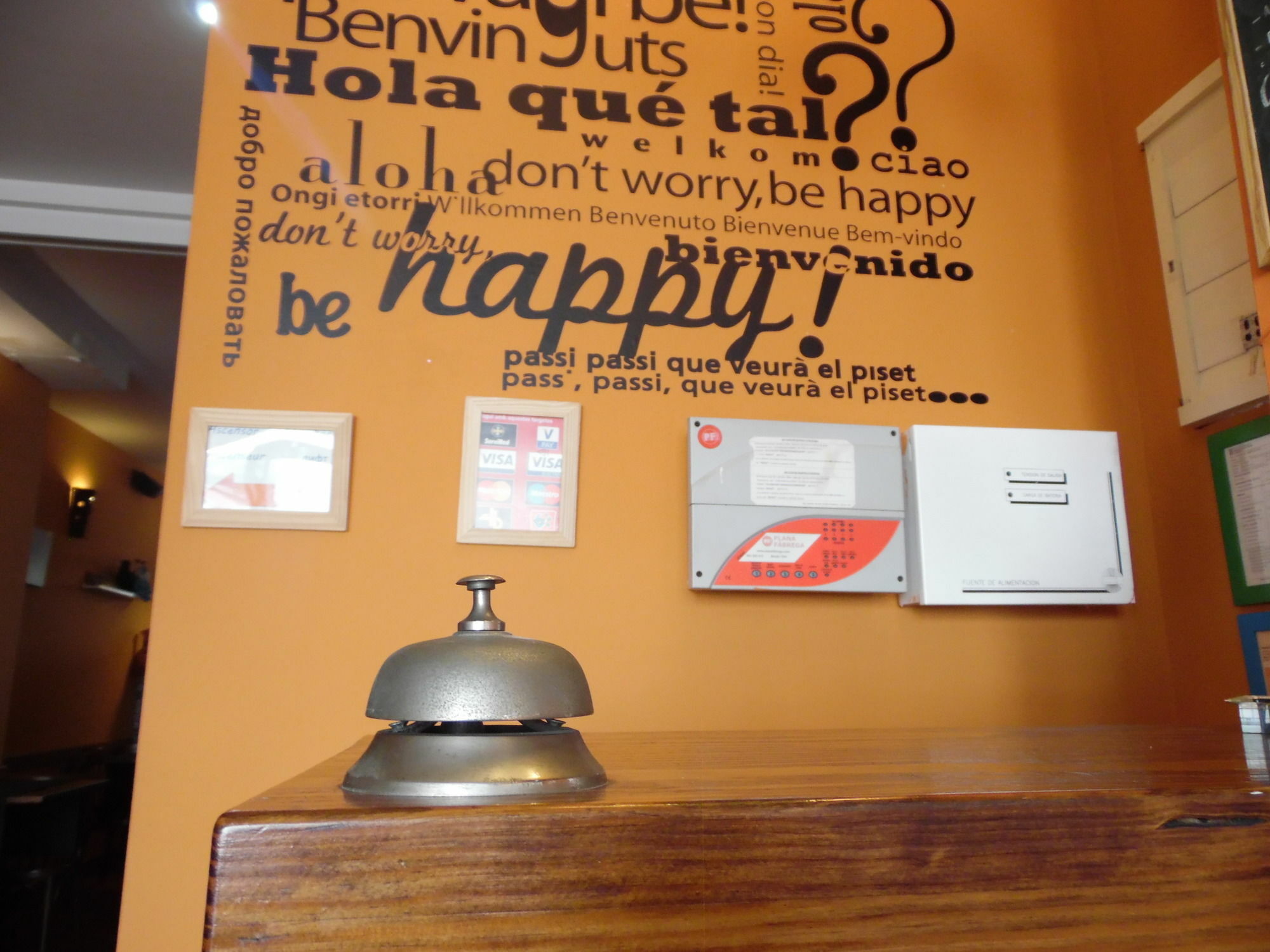 La Lluna Guest house 2*